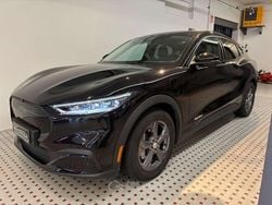 Nero Usata 2023 Ford Mustang Mach-E SUV | 28.900 € (Buon prezzo)