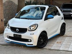 Bianco Usata 2017 Smart ForTwo Cabrio Proxy Cabrio | 20.000 € (Cara)