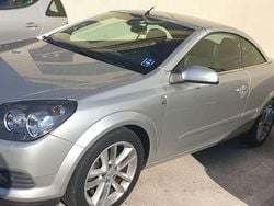 Usata 2006 Opel Astra Cabriolet Cosmo Cabrio | 4900 €