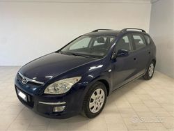 Blu Usata 2009 Hyundai i30 Active Station wagon | 2990 €