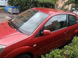 Rosso Usata 2007 Ford Fiesta Due volumi | 500 € (Super prezzo)