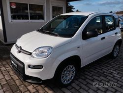 Bianco Usata 2024 Fiat Panda S Tre volumi | 12.500 € (Buon prezzo)