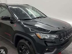 Blu/azzurro Usata 2023 Jeep Compass Trailhawk SUV | 20.500 € (Buon prezzo)