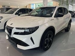 Bianco Nuova 2025 Alfa Romeo GT Junior Edizione Speciale Tre volumi | 29.900 € (Buon prezzo)