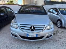 Usata 2010 Mercedes B180 Monovolume | 2490 € (Buon prezzo)