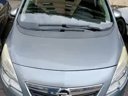 Usata 2010 Opel Meriva Monovolume | 2000 € (Super prezzo)