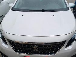Bianco Usata 2019 Peugeot 2008 SUV | 15.000 € (Cara)