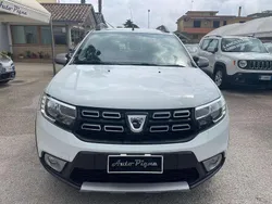 Bianco Usata 2017 Dacia Sandero Stepway Due volumi | 7500 € (Ottimo prezzo)