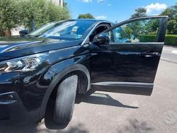 Nero Usata 2019 Peugeot 3008 SUV | 21.900 €