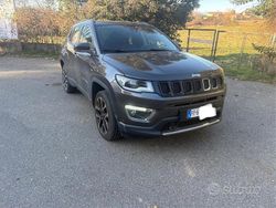 Grigio Usata 2018 Jeep Compass Limited SUV | 15.000 € (Buon prezzo)