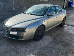 Usata 2006 Alfa Romeo 159 Tre volumi | 2000 € (Super prezzo)
