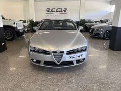 Argento Usata 2006 Alfa Romeo Spider Exclusive Cabrio | 22.500 € (Buon prezzo)