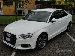 Bianco Usata 2017 Audi A3 Sport Tre volumi | 17.990 € (Molto cara)