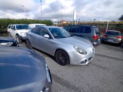 Argento Usata 2015 Alfa Romeo Giulietta Exclusive Tre volumi | 5900 € (Buon prezzo)