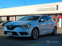 Bianco Usata 2019 Renault Mégane IV Business Tre volumi | 13.200 € (Buon prezzo)