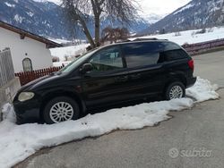 Nero Usata 2008 Chrysler Voyager Monovolume | 500 €