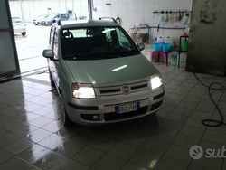 Usata 2012 Fiat Panda Due volumi | 4900 € (Cara)