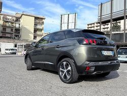 Verde Usata 2018 Peugeot 3008 GT-line Monovolume | 16.200 €