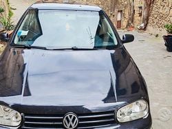 Nero Usata 2003 VW Golf IV Tre volumi | 1500 € (Buon prezzo)