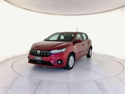 Rosso fusion Usata 2022 Dacia Sandero Comfort Tre volumi | 12.800 € (Buon prezzo)