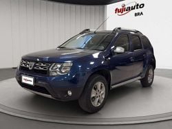 Blu scuro Usata 2016 Dacia Duster Lauréate SUV | 9400 € (Buon prezzo)