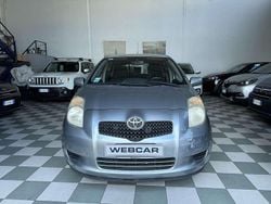 Argento Usata 2006 Toyota Yaris Sol Tre volumi | 2950 € (Buon prezzo)