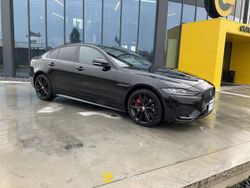 Nero Usata 2021 Jaguar XE R-Dynamic Tre volumi | 27.500 € (Ottimo prezzo)