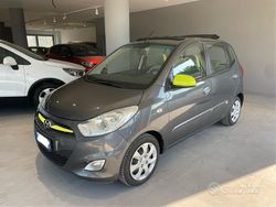 Grigio Usata 2011 Hyundai i10 Due volumi | 4300 € (Molto cara)