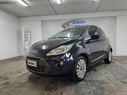 Blu/azzurro Usata 2015 Ford Ka Titanium Tre volumi | 6900 € (Cara)