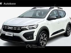 Bianco Usata 2023 Dacia Sandero Comfort Tre volumi | 14.490 € (Cara)