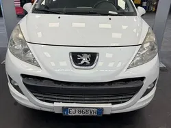 Usata 2011 Peugeot 207 Due volumi | 2300 € (Buon prezzo)
