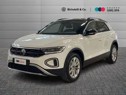 Bianco Usata 2024 VW T-Roc Edition SUV | 25.400 € (Buon prezzo)