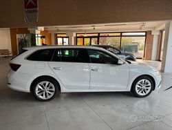 Bianco Usata 2022 Skoda Octavia Tre volumi | 17.000 €