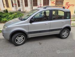 Grigio Usata 2004 Fiat Panda 4x4 Due volumi | 4700 € (Cara)