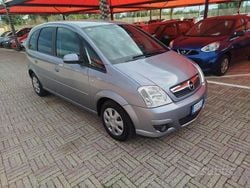 Grigio Usata 2010 Opel Meriva Enjoy Monovolume | 4300 € (Buon prezzo)