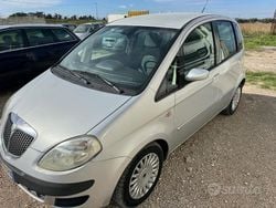Argento Usata 2007 Lancia Musa Monovolume | 1500 € (Cara)