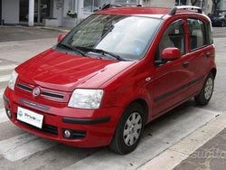 Rosso Usata 2010 Fiat Panda Dynamic Due volumi | 4000 € (Buon prezzo)