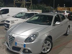 Grigio Usata 2014 Alfa Romeo Giulietta Due volumi | 8000 € (Buon prezzo)