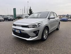 Argento Usata 2021 Kia Rio Style Tre volumi | 13.200 € (Buon prezzo)