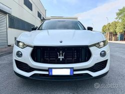 Bianco Usata 2021 Maserati Levante SUV | 45.900 € (Ottimo prezzo)