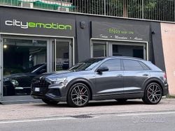 Grigio Usata 2018 Audi Q8 Sport SUV | 49.900 € (Molto cara)