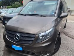 Grigio Usata 2015 Mercedes Vito Furgone | 23.000 € (Cara)