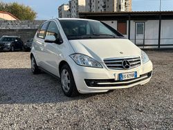 Bianco Usata 2011 Mercedes A160 Coupé | 3990 € (Buon prezzo)