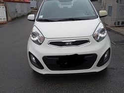 Bianco Usata 2014 Kia Picanto Due volumi | 7400 € (Buon prezzo)