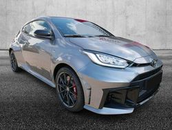 Argento Usata 2024 Toyota Yaris Due volumi | 53.450 € (Buon prezzo)