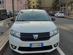 Bianco Usata 2015 Dacia Sandero Due volumi | 5500 € (Buon prezzo)