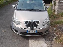 Grigio Usata 2009 Lancia Musa Monovolume | 2500 €