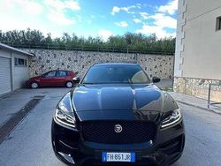 Usata 2017 Jaguar F-Pace SUV | 23.000 € (Molto cara)