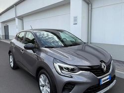 Usata 2022 Renault Captur SUV | 15.990 € (Buon prezzo)