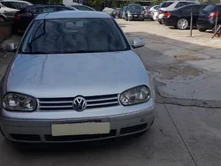 Grigio(met.) Usata 2001 VW Golf IV Highline Tre volumi | 1700 € (Ottimo prezzo)